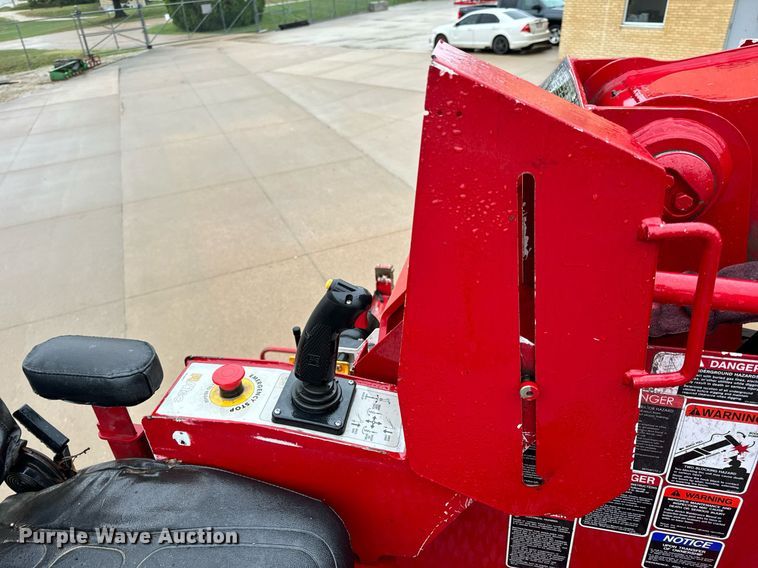 image for item EH7019 2014 International  7400 digger derrick truck