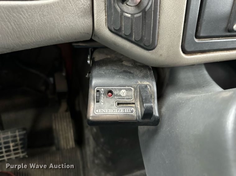 image for item EH7019 2014 International  7400 digger derrick truck