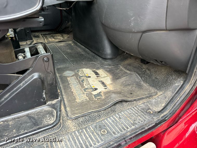 image for item EH7019 2014 International  7400 digger derrick truck