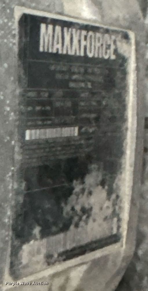 image for item EH7019 2014 International  7400 digger derrick truck