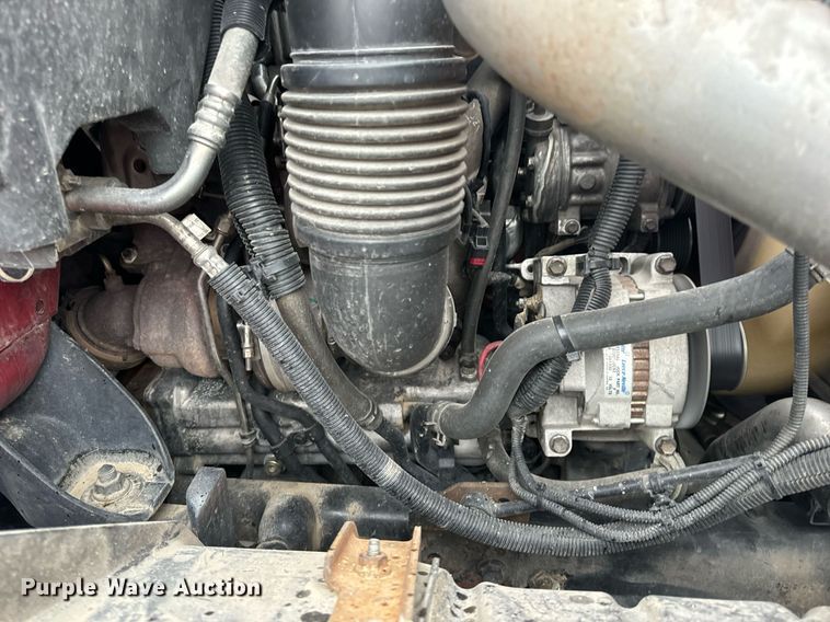 image for item EH7019 2014 International  7400 digger derrick truck