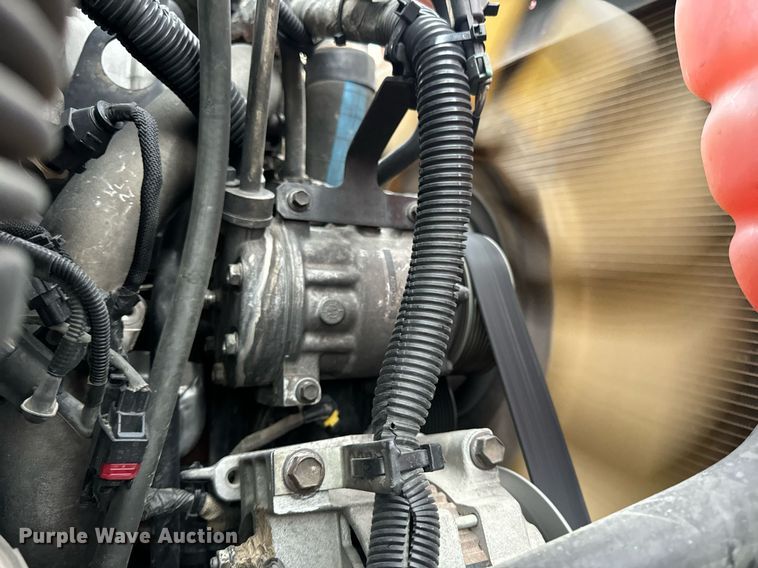 image for item EH7019 2014 International  7400 digger derrick truck