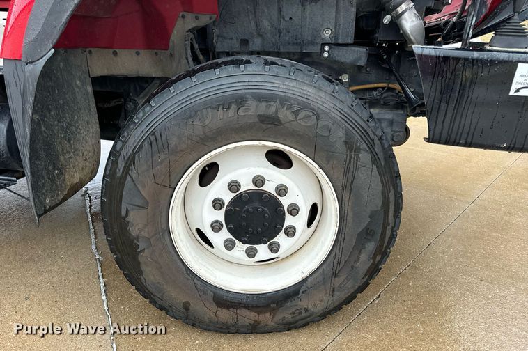 image for item EH7019 2014 International  7400 digger derrick truck