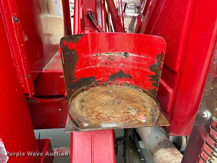 image for item EH7020 2010 International 7500 digger derrick truck