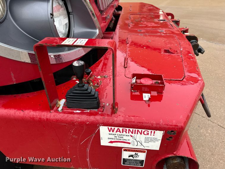 image for item EH7020 2010 International 7500 digger derrick truck