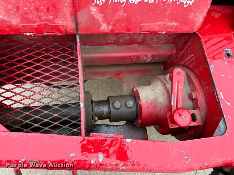 image for item EH7020 2010 International 7500 digger derrick truck