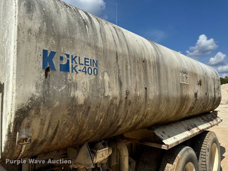 image for item EH7050 1987 Freightliner  FLC water truck