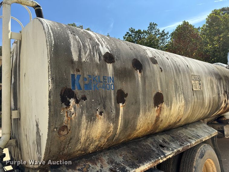 image for item EH7050 1987 Freightliner  FLC water truck