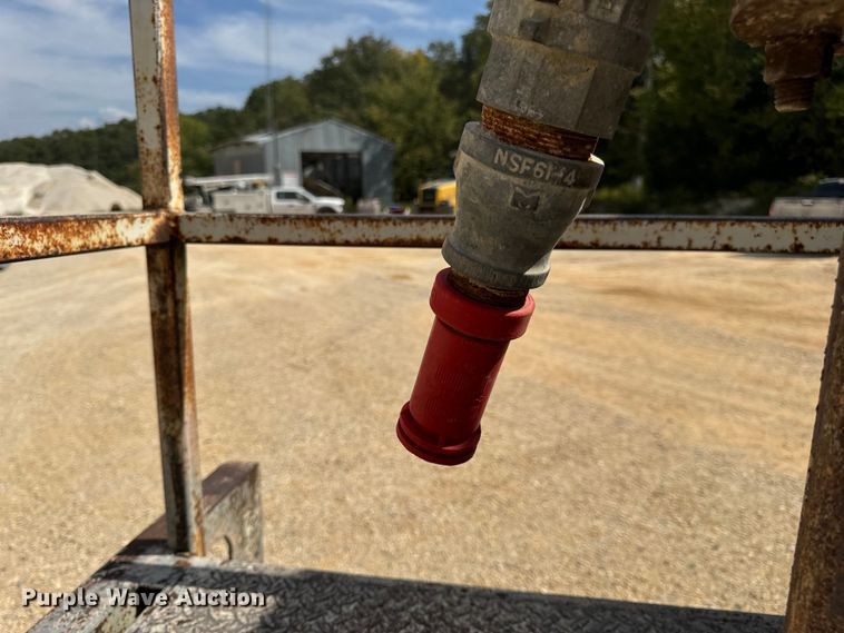 image for item EH7050 1987 Freightliner  FLC water truck