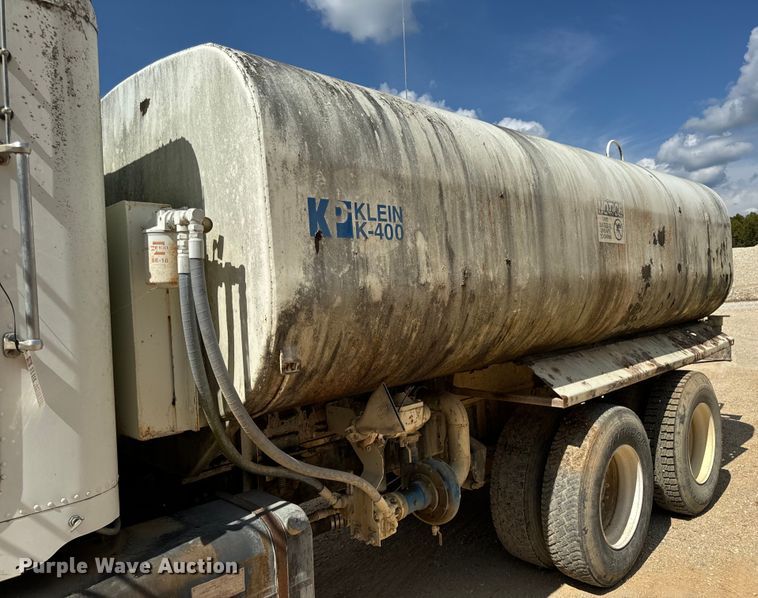 image for item EH7050 1987 Freightliner  FLC water truck