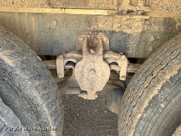 image for item EH7050 1987 Freightliner  FLC water truck