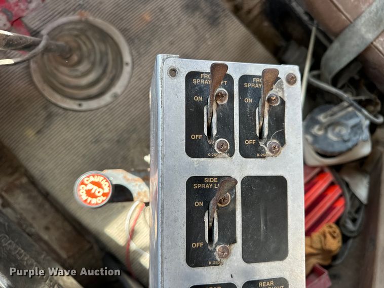 image for item EH7050 1987 Freightliner  FLC water truck