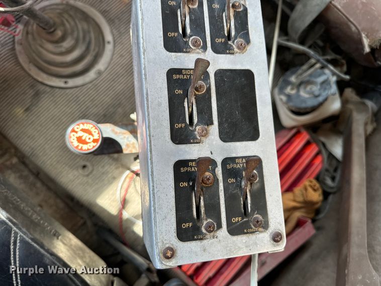 image for item EH7050 1987 Freightliner  FLC water truck