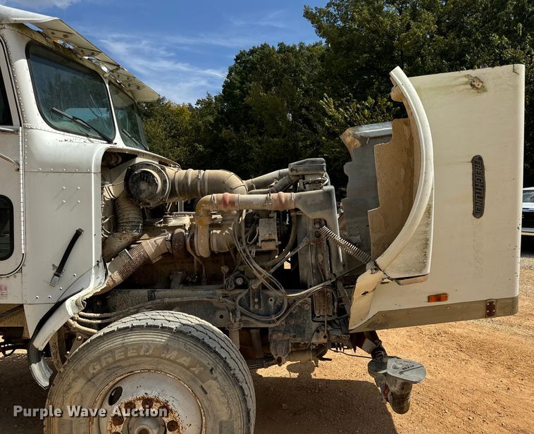 image for item EH7050 1987 Freightliner  FLC water truck