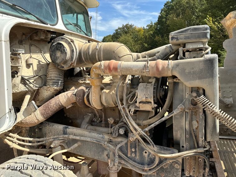 image for item EH7050 1987 Freightliner  FLC water truck