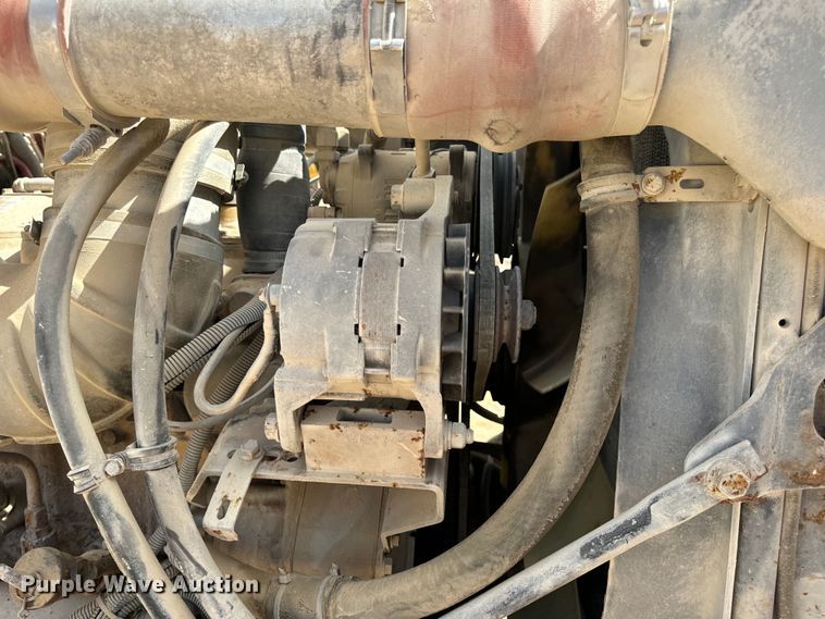 image for item EH7050 1987 Freightliner  FLC water truck