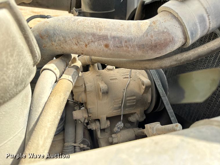 image for item EH7050 1987 Freightliner  FLC water truck