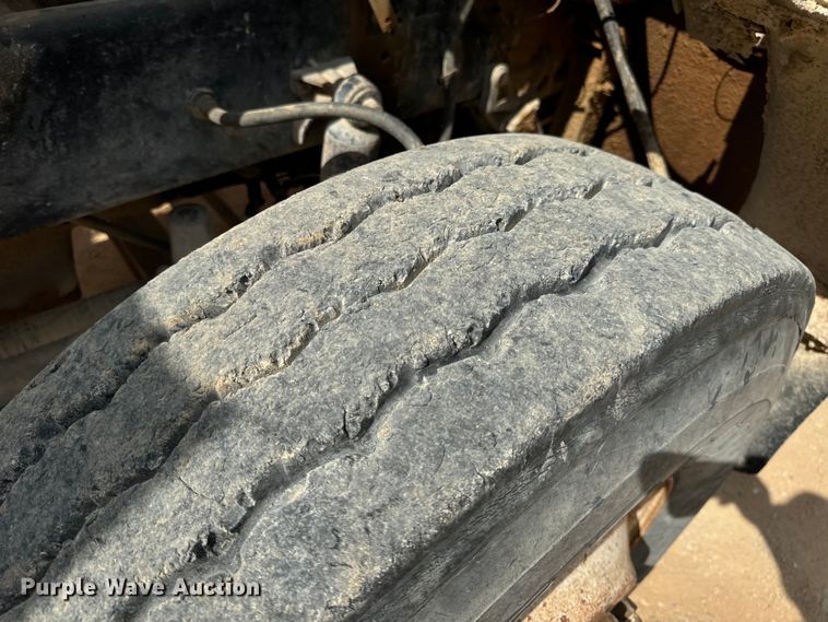 image for item EH7050 1987 Freightliner  FLC water truck