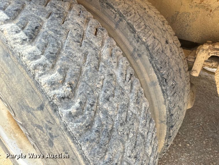 image for item EH7050 1987 Freightliner  FLC water truck