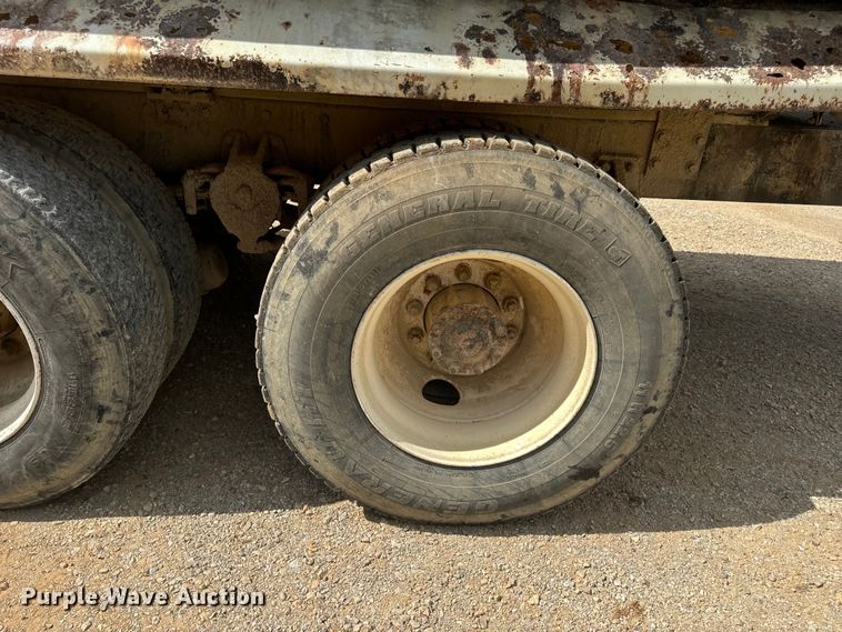 image for item EH7050 1987 Freightliner  FLC water truck