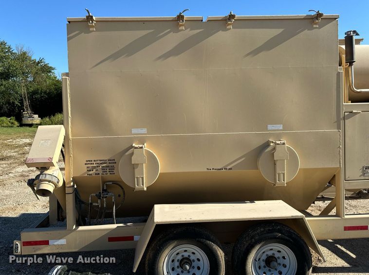 image for item EH7072 2011 Dynamic Fan Corporation  12DC Cyclone dust collector