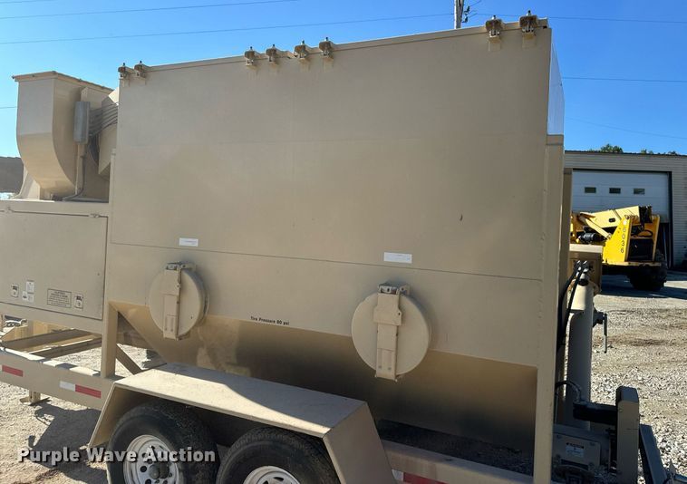 image for item EH7072 2011 Dynamic Fan Corporation  12DC Cyclone dust collector