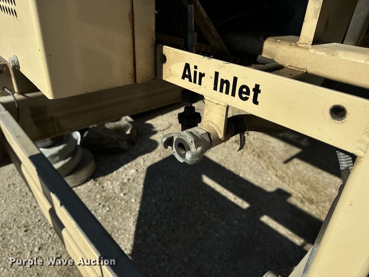 image for item EH7072 2011 Dynamic Fan Corporation  12DC Cyclone dust collector