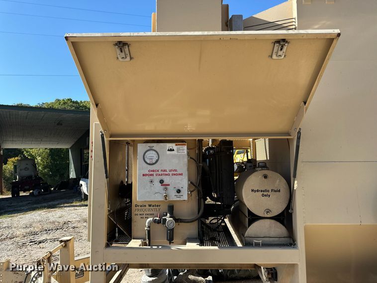 image for item EH7072 2011 Dynamic Fan Corporation  12DC Cyclone dust collector