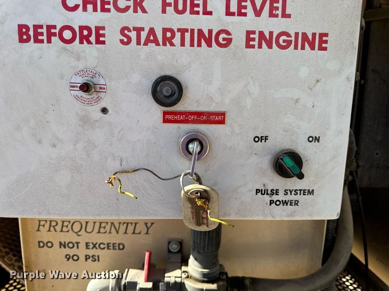 image for item EH7072 2011 Dynamic Fan Corporation  12DC Cyclone dust collector