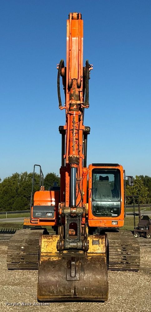 image for item EH7075 2008 Doosan DX255LC excavator
