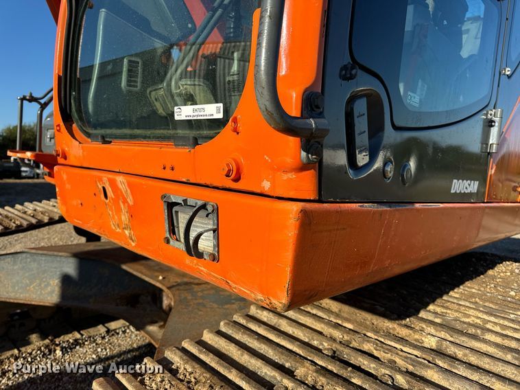 image for item EH7075 2008 Doosan DX255LC excavator