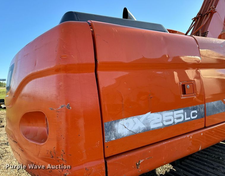 image for item EH7075 2008 Doosan DX255LC excavator