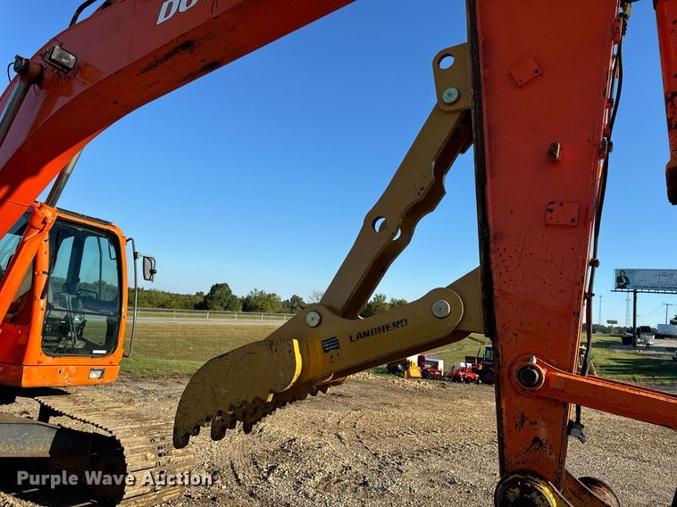 image for item EH7075 2008 Doosan DX255LC excavator