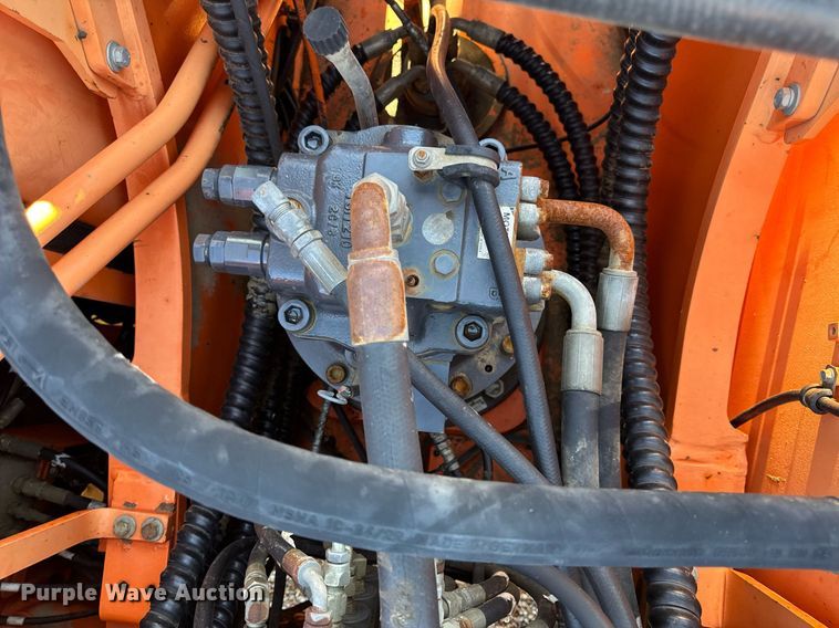 image for item EH7075 2008 Doosan DX255LC excavator