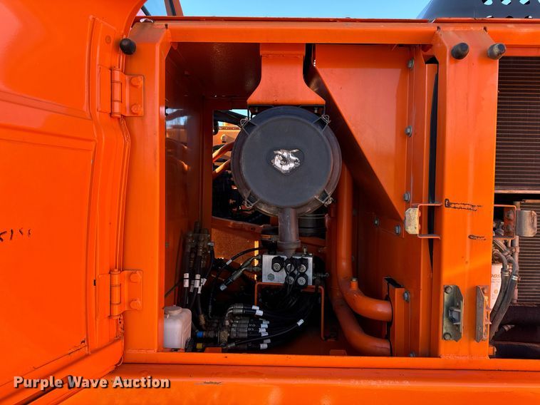 image for item EH7075 2008 Doosan DX255LC excavator