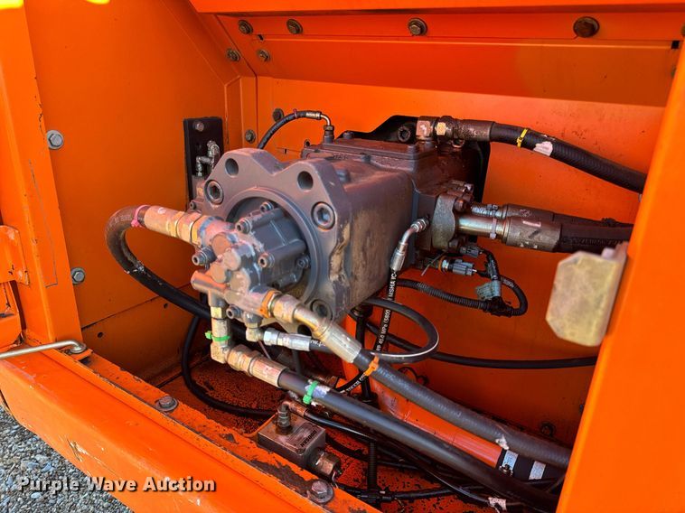 image for item EH7075 2008 Doosan DX255LC excavator