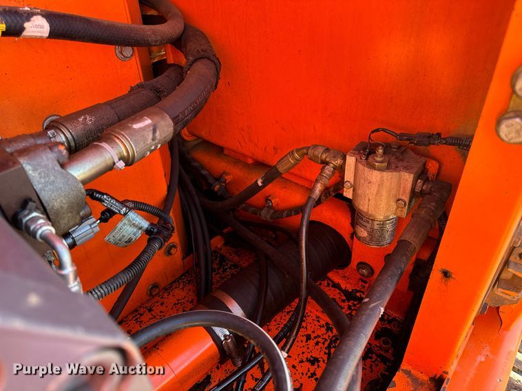 image for item EH7075 2008 Doosan DX255LC excavator