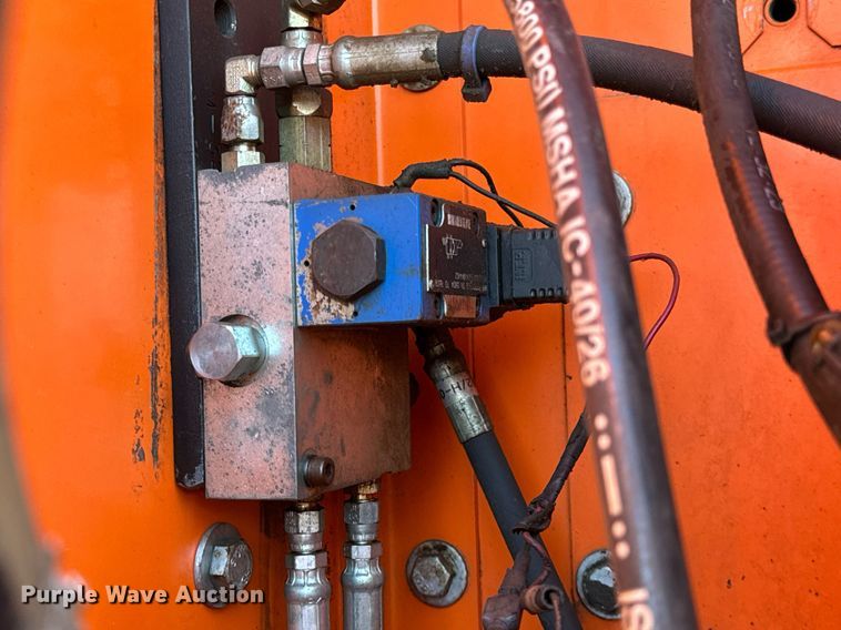 image for item EH7075 2008 Doosan DX255LC excavator