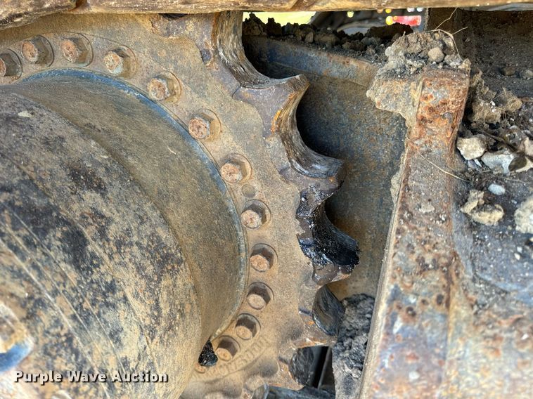 image for item EH7075 2008 Doosan DX255LC excavator