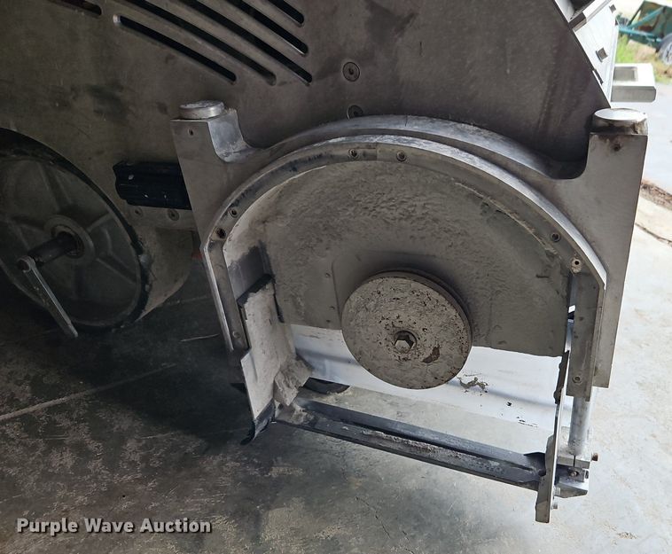 image for item EI8226 2008 Husqvarna  Soff-Cut GX-4200 concrete saw