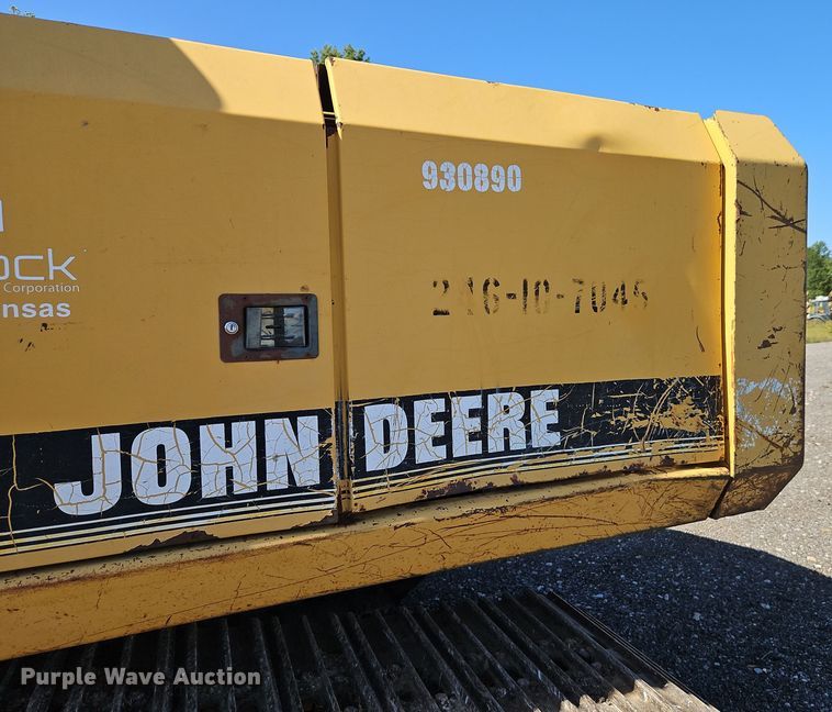 image for item EI8411 1997 John Deere 690E LC excavator