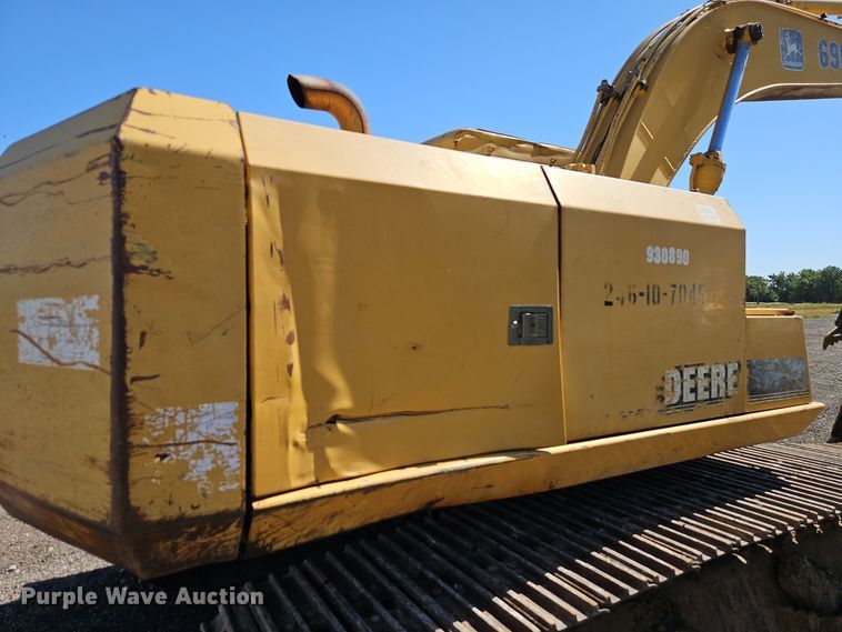 image for item EI8411 1997 John Deere 690E LC excavator