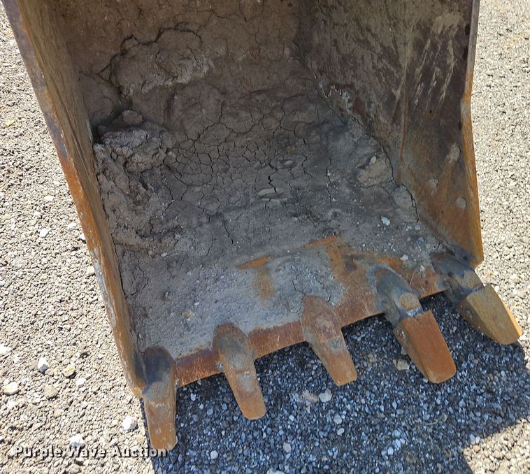 image for item EI8411 1997 John Deere 690E LC excavator