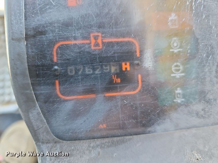 image for item EI8411 1997 John Deere 690E LC excavator