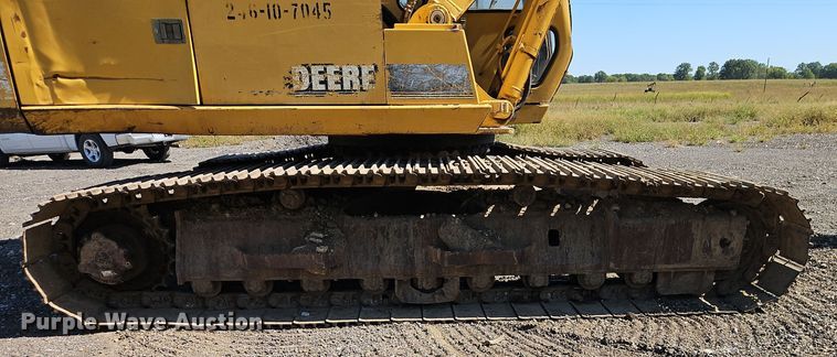 image for item EI8411 1997 John Deere 690E LC excavator