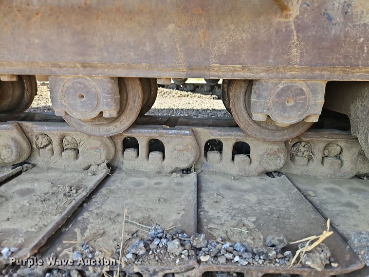 image for item EI8411 1997 John Deere 690E LC excavator