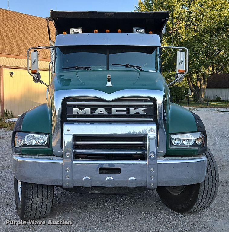 image for item EI8416 2014 Mack GU713 dump truck
