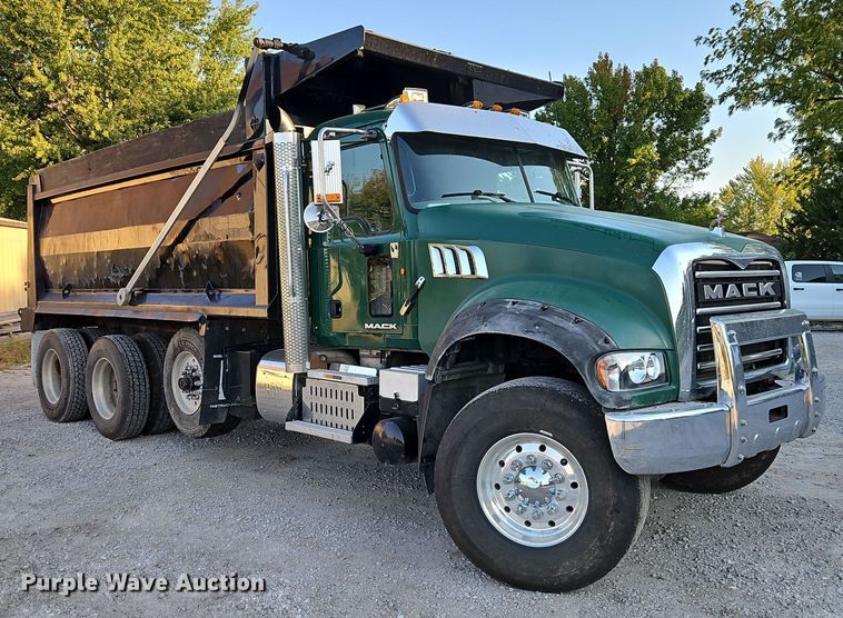 image for item EI8416 2014 Mack GU713 dump truck