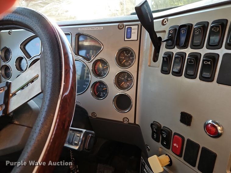 image for item EI8416 2014 Mack GU713 dump truck