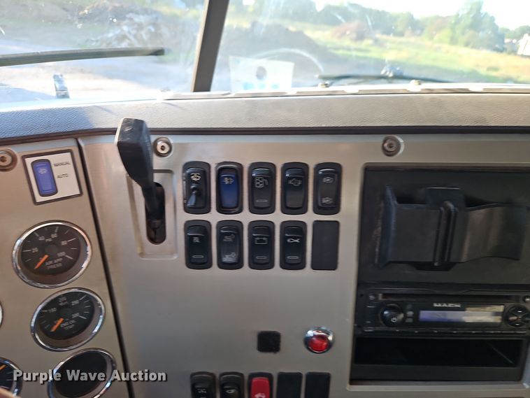 image for item EI8416 2014 Mack GU713 dump truck